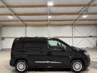 damaged commercial vehicles Toyota Proace CITY 1.2Turbo 96kW Automaat Live 2021/2