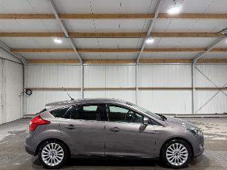 skadebil auto Ford Focus 1.0EcoBoost 74kW Lease Titanium 2012/5