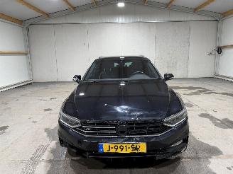 Volkswagen Passat 1.5TSI 110kW Automaat R-Line Business + picture 4