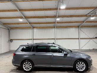 Vaurioauto  passenger cars Volkswagen Passat 1.4TSI 115kW Automaat Pano GTE 2016/3