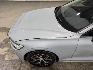 Volvo V-60 2.0B4 145kW Automaat Essential Edition picture 17