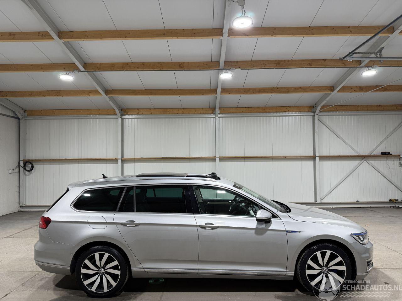 Volkswagen Passat GTE 1.4TSI 115kW Automaat Connected Series Plus