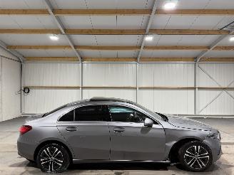 uszkodzony samochody osobowe Mercedes A-klasse 180 Sedan 100kW Automaat Pano Star Edition 2025/2