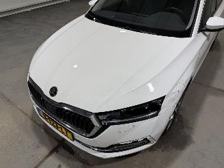 Skoda Octavia 1.0eTSI 81kW Automaat Business Edition Plus picture 18