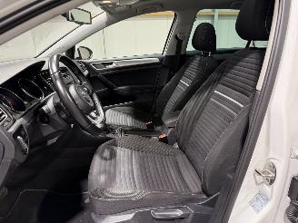 Volkswagen Golf 1.4TSI 103kW Automaat Pano ACT Highline Pano picture 13