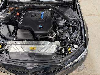 BMW 3-serie 330e 135kW Automaat Schuifkanteldak High Executive picture 34