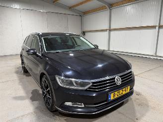 Volkswagen Passat 1.6TDI 88kW Automaat Highline picture 3