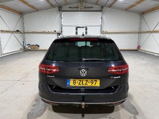 Volkswagen Passat 1.6TDI 88kW Automaat Highline picture 7