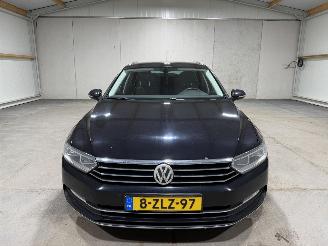 Volkswagen Passat 1.6TDI 88kW Automaat Highline picture 4