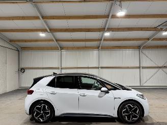 Schadeauto Volkswagen ID.3 58kWh 150kW First PLUS 2020/12