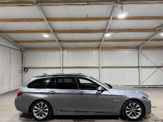 Vaurioauto  passenger cars BMW 5-serie 528i 180kW Automaat M Sport Edition 2017/2