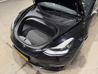 Tesla Model 3 60kWh Standard 175kW RWD Plus picture 27