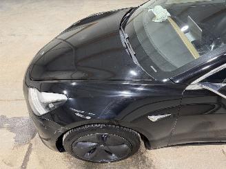Tesla Model 3 60kWh Standard 175kW RWD Plus picture 17