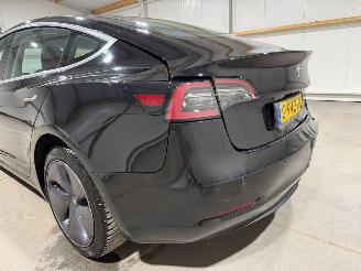 Tesla Model 3 60kWh Standard 175kW RWD Plus picture 37