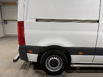 Mercedes Sprinter 211 1.9CDI 84kW L2H2 FWD picture 16