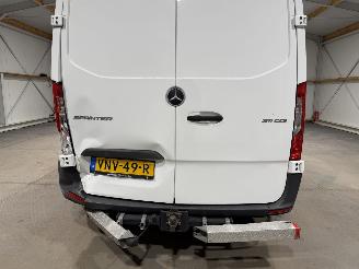 Mercedes Sprinter 211 1.9CDI 84kW L2H2 FWD picture 23
