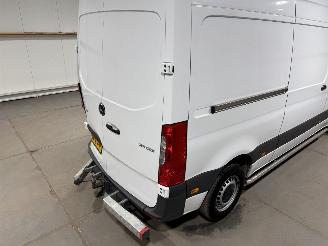 Mercedes Sprinter 211 1.9CDI 84kW L2H2 FWD picture 21