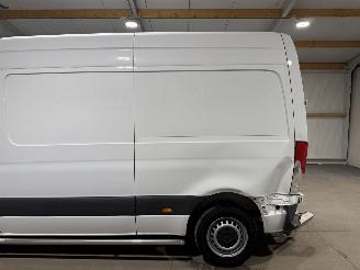 Mercedes Sprinter 211 1.9CDI 84kW L2H2 FWD picture 13