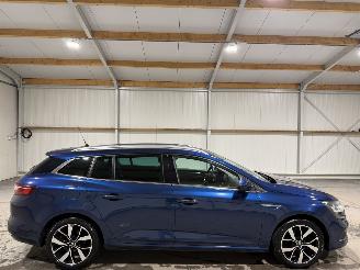 Unfallwagen Renault Mégane 1.3TCe 103kW Clima Navi Camera Bosé 2018/8