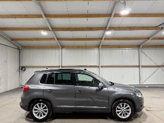 Vaurioauto  passenger cars Volkswagen Tiguan 2.0TDI 103kW Track&Field 4Motion Pano 2014/9