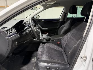 Skoda Superb 1.5TSI 110kW Automaat ACT Business Edition Plus picture 28
