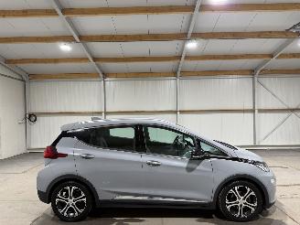 Schadeauto Opel Ampera-E 60kWh 150kW Business Executive 2019/4