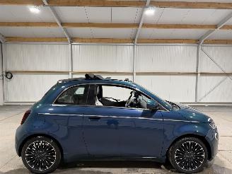 skadebil auto Fiat 500 42kWh 87kW Cabrio La Prima 2021/3