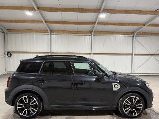 krockskadad bil auto Mini Countryman Cooper SE ALL4 92kW Automaat JCW 2022/12