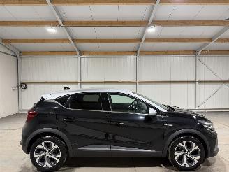 skadebil auto Renault Captur 1.3Mild Hybrid 116kW Automaat RS-Line 2022/8