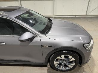 Audi E-tron 50 71kWh 230kW Quattro Luchtvering S Edition Pano picture 18