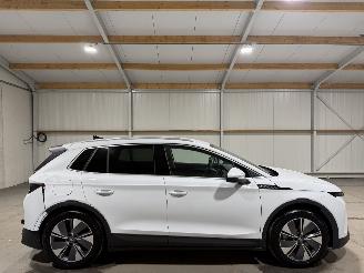 krockskadad bil auto Skoda Elroq 85kWh 210kW Business Edition 2026/6