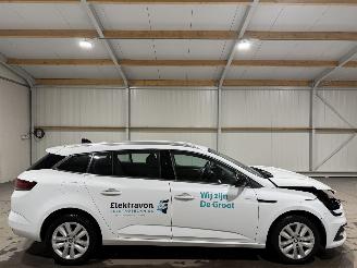 Schadeauto Renault Mégane 1.3TCe 103kW Automaat Equilibre 2024/3