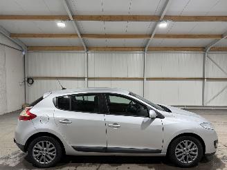 Avarii autoturisme Renault Mégane 1.5dCi 81kW Automaat Collection 2013/10