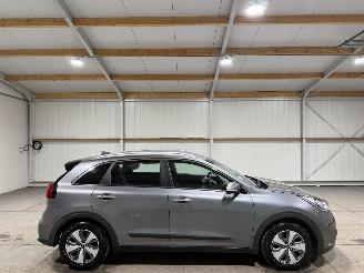 Voiture accidenté Kia Niro 1.6GDI PHEV 77kW Automaat DynamicLine 2017/10