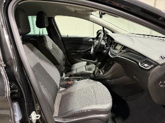 Opel Astra ST 1.2 81kW Design & Tech picture 23