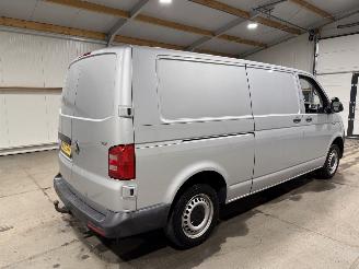 Volkswagen Transporter 2.0TDI 110kW L2H1 Comfortline picture 5