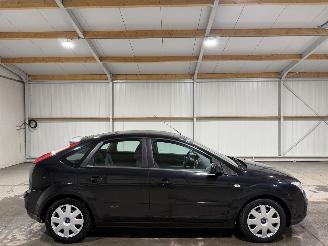 skadebil auto Ford Focus 1.4-16V 59kW Airco Trend 2007/8