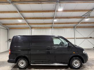 skadebil auto Volkswagen Transporter 2.5TDI 96kW Automaat Navi Airco 2004/11