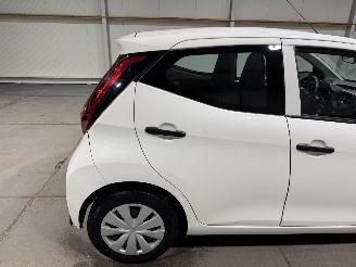 Toyota Aygo 1.0 VVT-i 53KkW x-fun picture 17