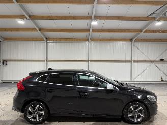  Volvo V-40 2.0D2 88kW R-Design Business 2015/9
