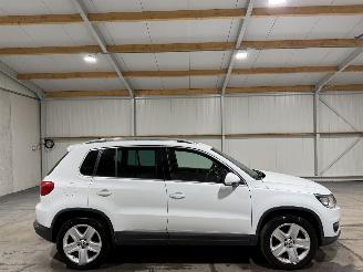 Vaurioauto  passenger cars Volkswagen Tiguan 2.0TDI 103kW Automaat Sport&Style 4Motion Pano 2014/9