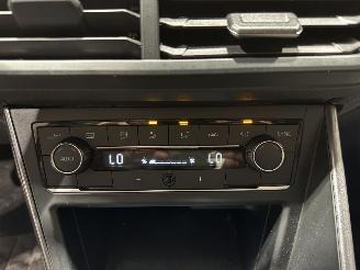 Volkswagen Polo 1.0TSI 70kW Pano Highline picture 32