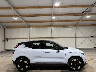 Schadeauto Volvo EX30 69kWh 200kW Single Motor Extended Range Plus 2024/11