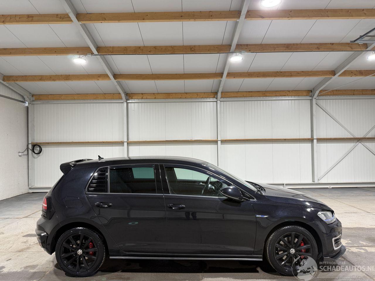 Volkswagen Golf GTE 1.4TSI 110kW Automaat Clima