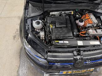 Volkswagen Golf GTE 1.4TSI 110kW Automaat Clima picture 28