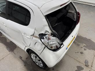 Peugeot 108 1.0e-VTi 53kW Airco Active Top! picture 22