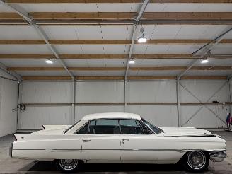 Vaurioauto  passenger cars Cadillac Fleetwood 6039E 6.4 Automaat 242kW V8 ORIGINEEL NL 1963/3