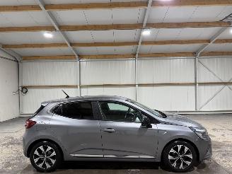 Unfallwagen Renault Clio 1.0TCe 67kW Evolution 2023/2