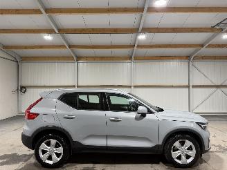 Schadeauto Volvo XC40 2.0B4 145kW Automaat Core 2024/2