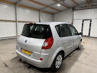 Renault Scenic 1.6-16V 83kW Privilege Comfort picture 6